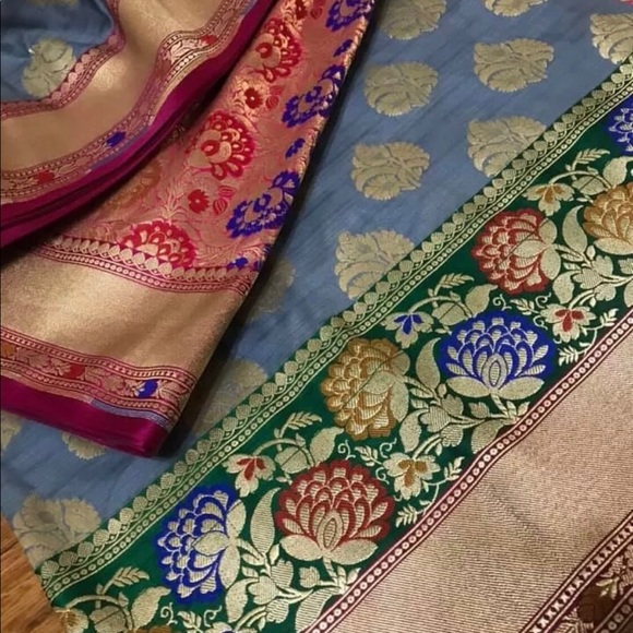 Gorgeous  Katan Semi Silk  Sari With Blouse - Picture 6 of 7